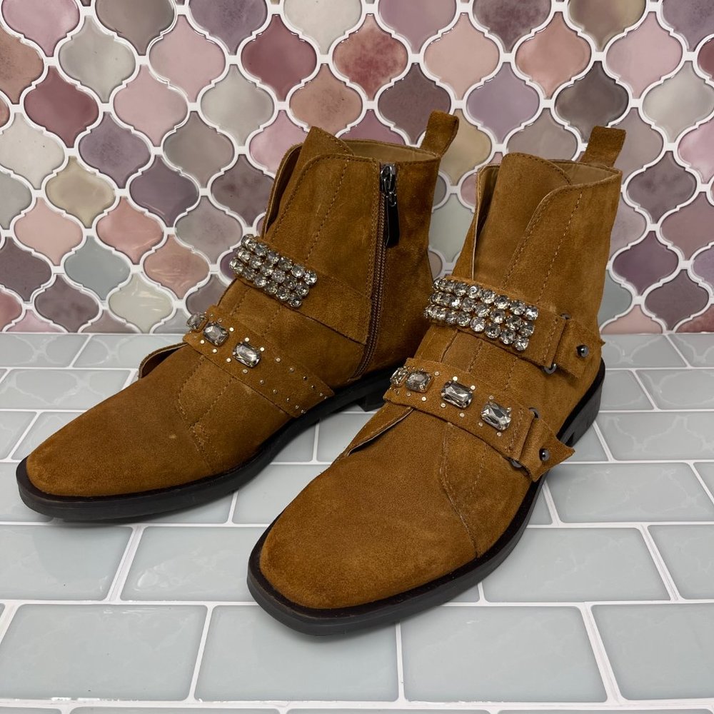 Stradivarius Brown Ankle Boots with Silver Accents - Picture 3 of 7